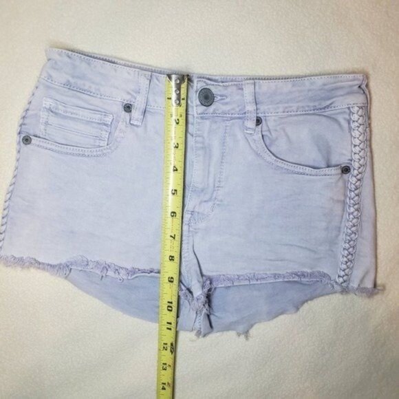 Kendall & Kylie Womens Denim Shorts SZ Jr. 5 High Rise Lavender Braided Raw Hem - Picture 6 of 7